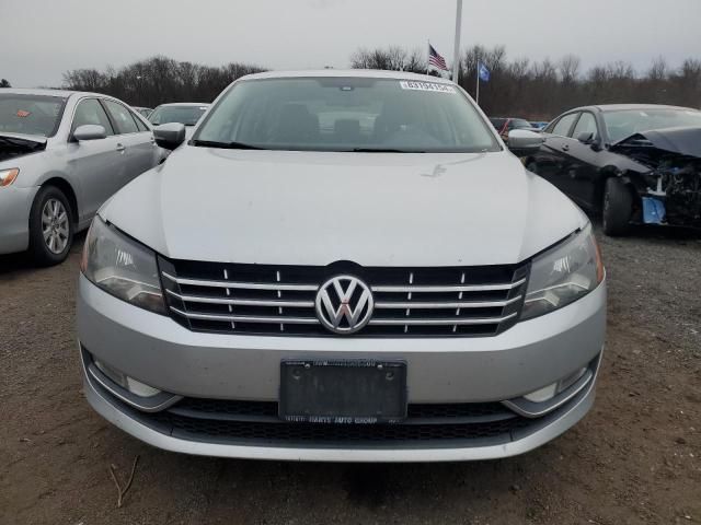 2014 Volkswagen Passat SEL