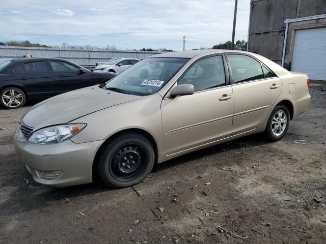 2005 Toyota Camry LE