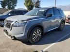 2022 Nissan Pathfinder Platinum