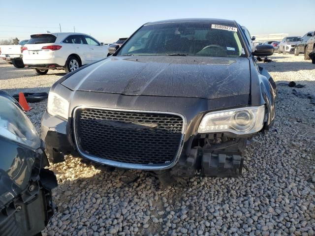 2018 Chrysler 300 Touring