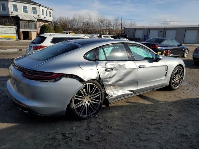 2018 Porsche Panamera 4S