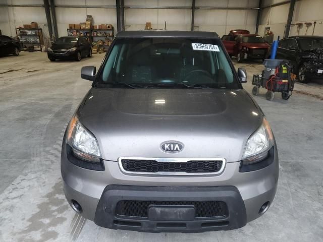 2011 KIA Soul +