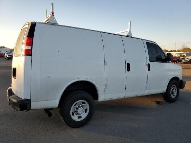 2017 Chevrolet Express G2500