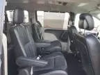 2014 Chrysler Town & Country Touring L