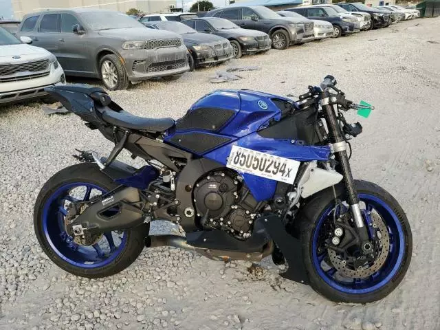 2024 Yamaha YZFR1