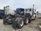 2002 Peterbilt 385