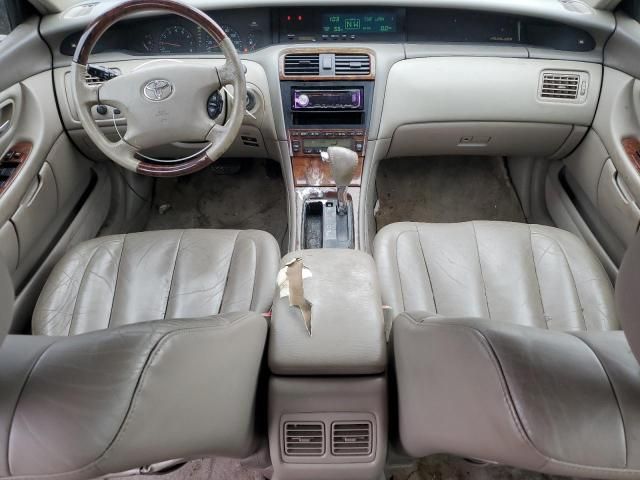 2004 Toyota Avalon XL