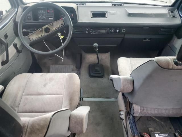 1990 Volkswagen Vanagon Bus