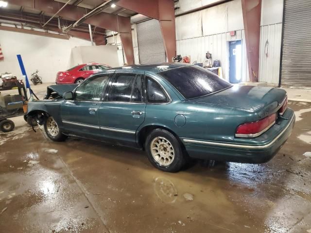 1995 Ford Crown Victoria LX