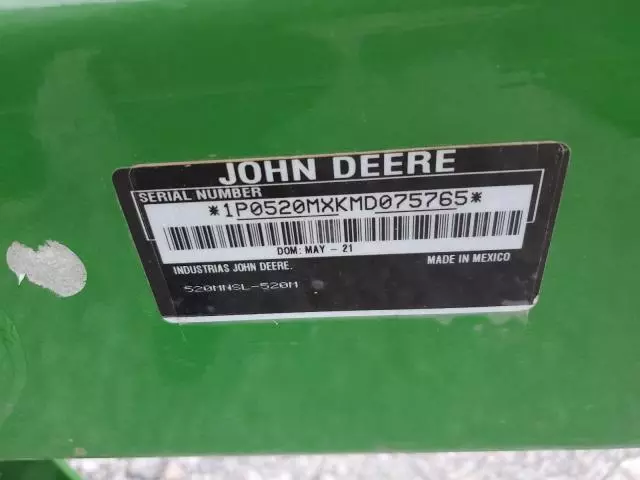 2021 John Deere 520M