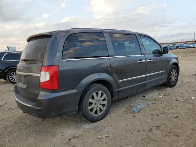 2016 Chrysler Town & Country Touring