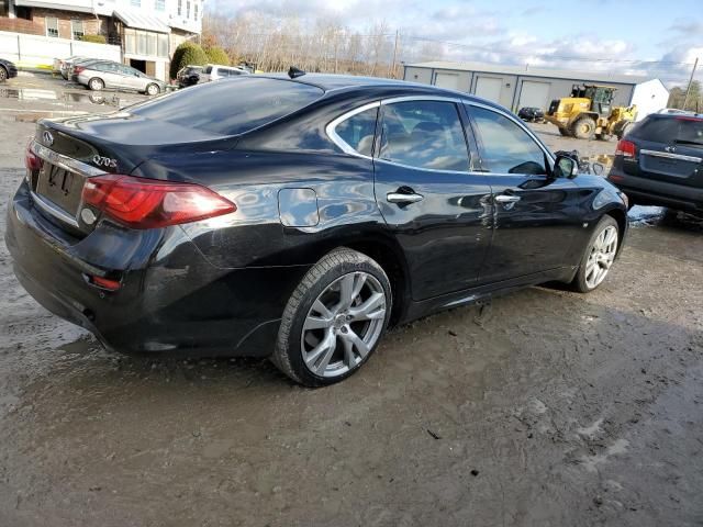 2017 Infiniti Q70 3.7