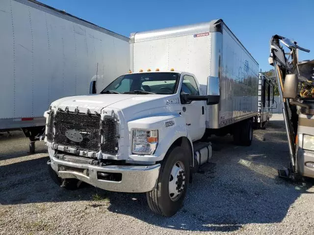 2022 Ford F750 Super Duty