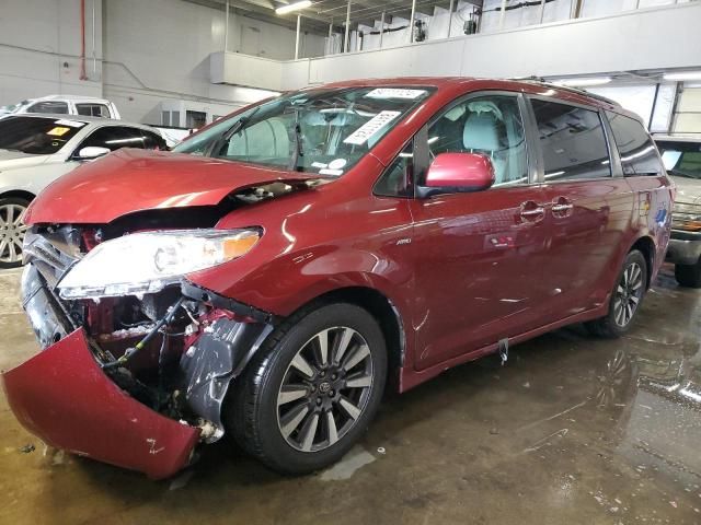 2019 Toyota Sienna XLE