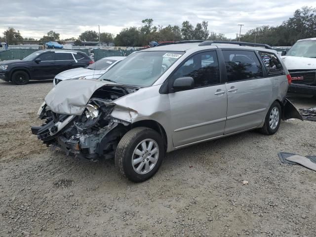 2008 Toyota Sienna CE