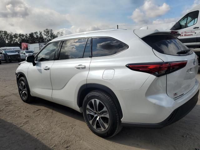 2021 Toyota Highlander XLE