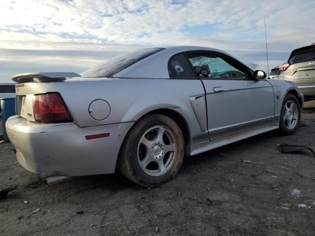 2004 Ford Mustang