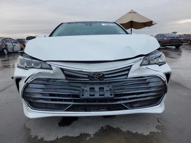 2022 Toyota Avalon XLE