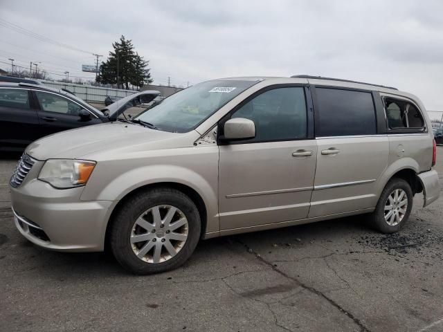 2013 Chrysler Town & Country Touring