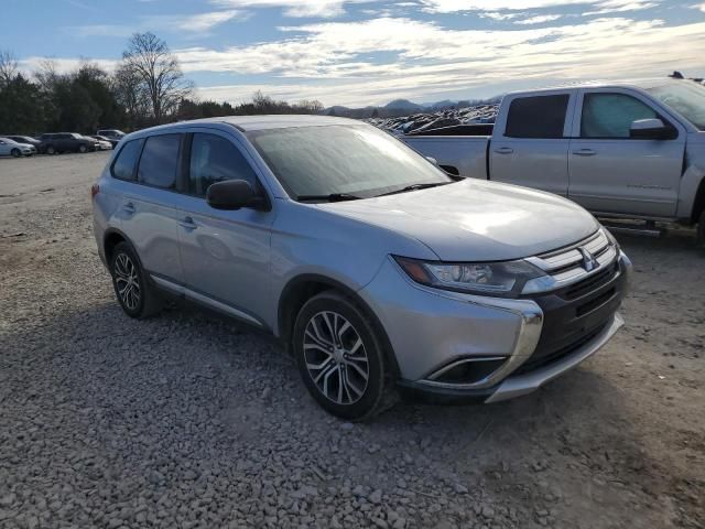 2017 Mitsubishi Outlander ES