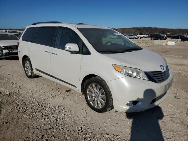 2013 Toyota Sienna XLE