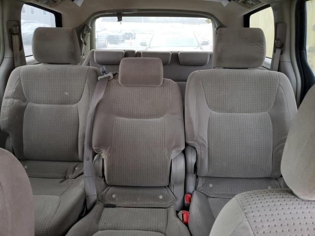 2006 Toyota Sienna CE