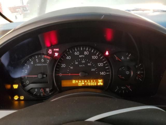 2004 Nissan Armada SE