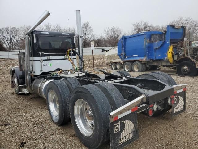 2013 Peterbilt 385 Glider