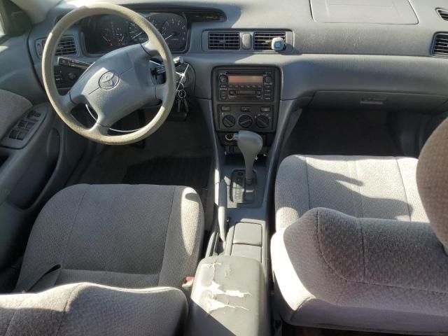 2000 Toyota Camry CE