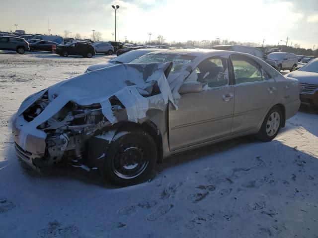 2004 Toyota Camry LE