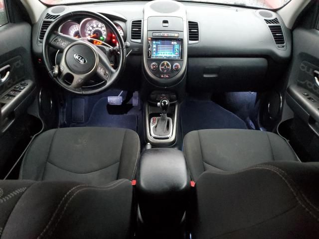 2013 KIA Soul +