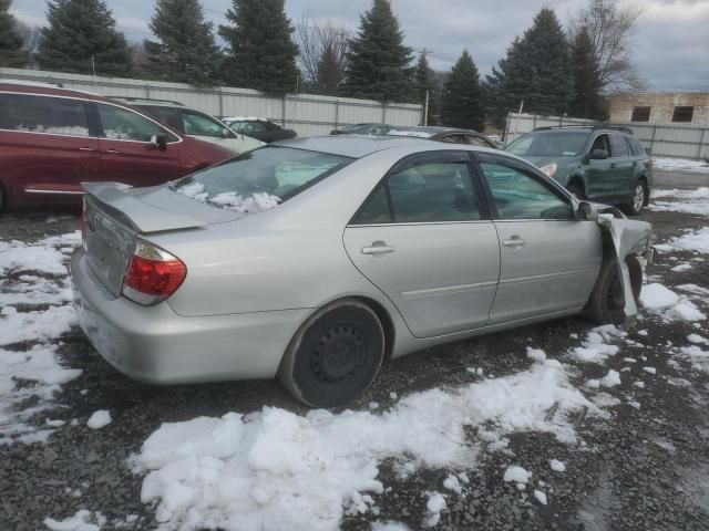 2005 Toyota Camry LE