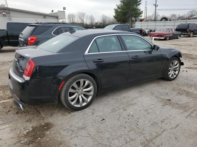 2017 Chrysler 300 Limited