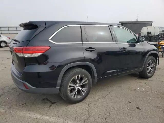 2018 Toyota Highlander LE