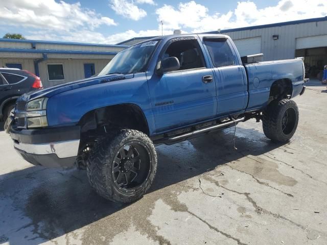 2003 Chevrolet Silverado C2500 Heavy Duty