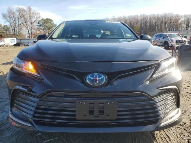 2022 Toyota Camry LE