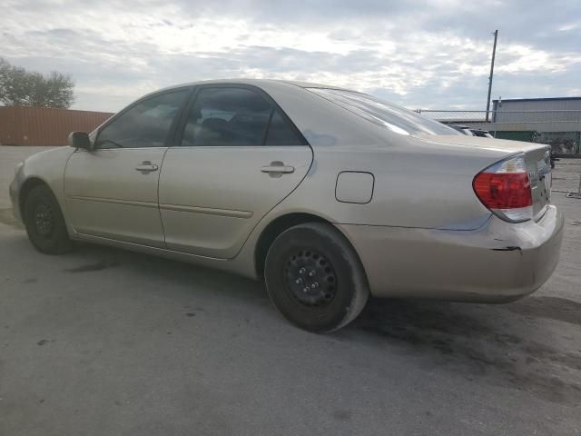 2005 Toyota Camry LE