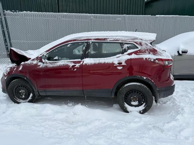 2022 Nissan Rogue Sport SV