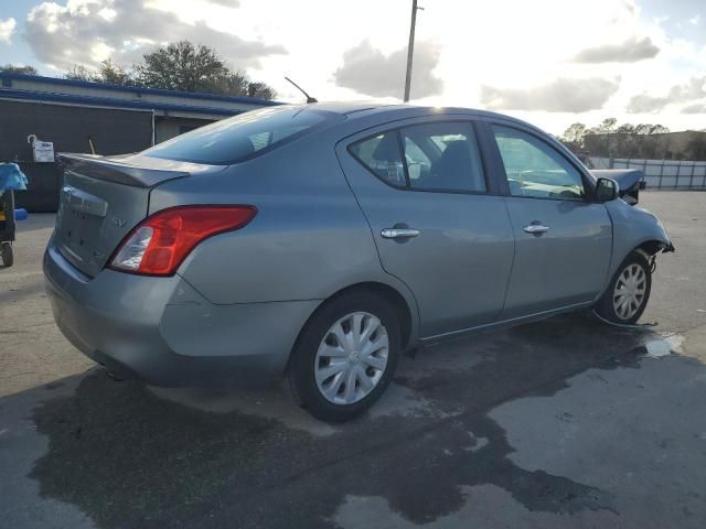 2013 Nissan Versa S