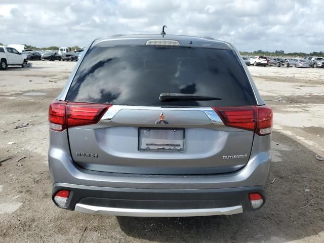 2016 Mitsubishi Outlander ES