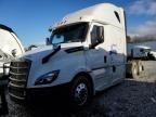 2019 Freightliner Cascadia 126