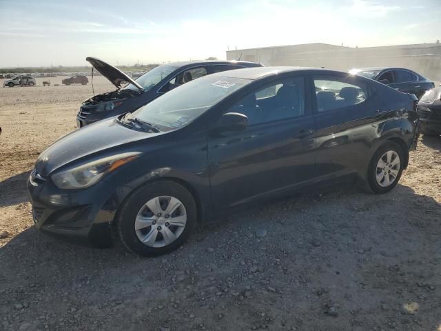 2016 Hyundai Elantra SE