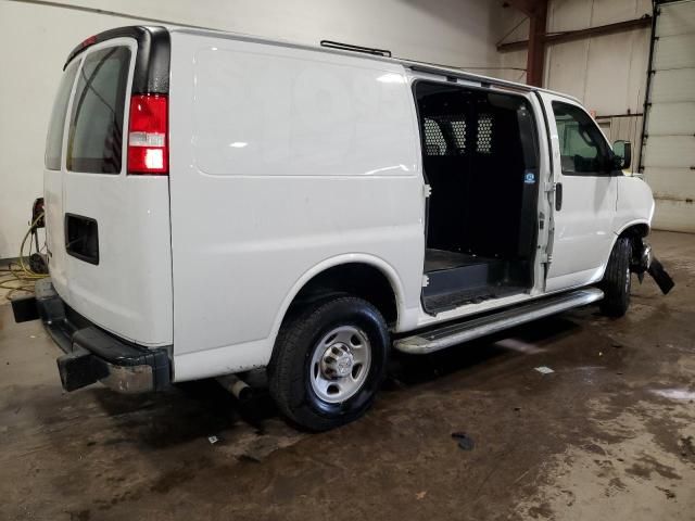 2022 Chevrolet Express G2500