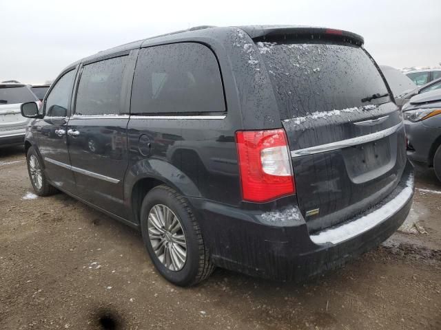 2016 Chrysler Town & Country Touring L