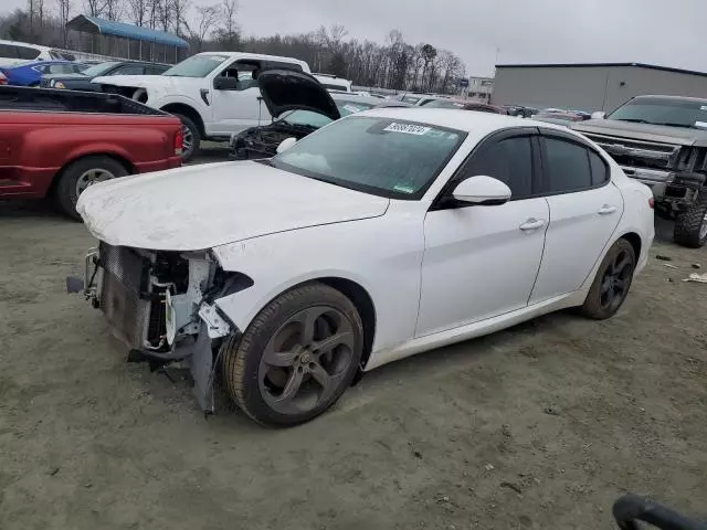 2017 Alfa Romeo Giulia Q4