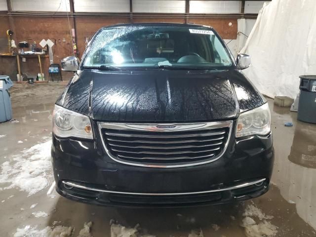 2016 Chrysler Town & Country Touring L