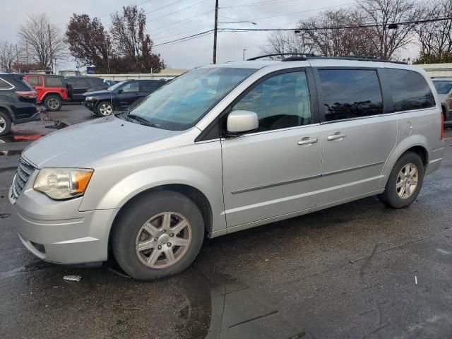 2010 Chrysler Town & Country Touring