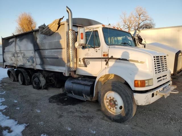 2002 International 8000 8100