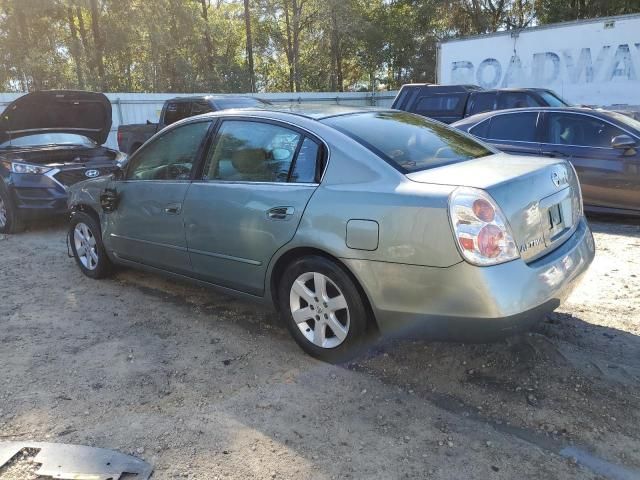 2002 Nissan Altima Base