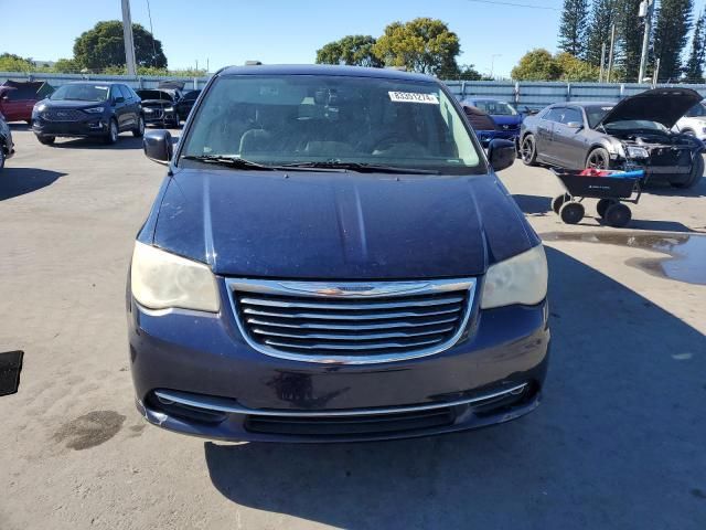 2013 Chrysler Town & Country Touring